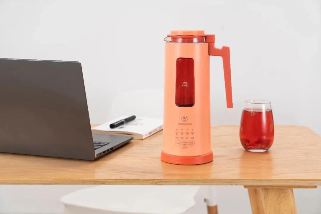 会生活的人，家里都会有这样一个多功能的豆浆果汁搅拌机