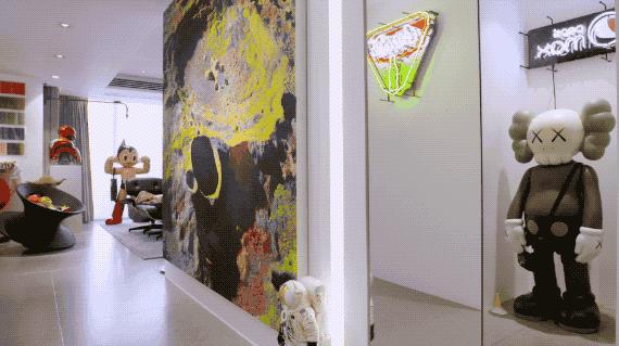 小伙花千万买车,小伙花千万买的别墅