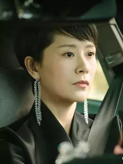 小欢喜王一笛衣品,小欢喜三位妈妈着装