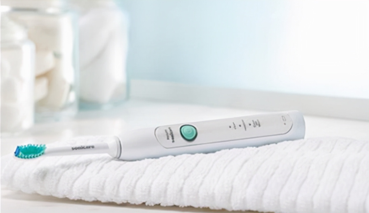 送女生礼物送电动牙刷好吗,女生送男生同款电动牙刷什么意思