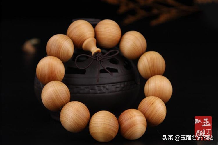 崖柏手串怎么盘玩才正确,崖柏手串怎么盘是最好方法