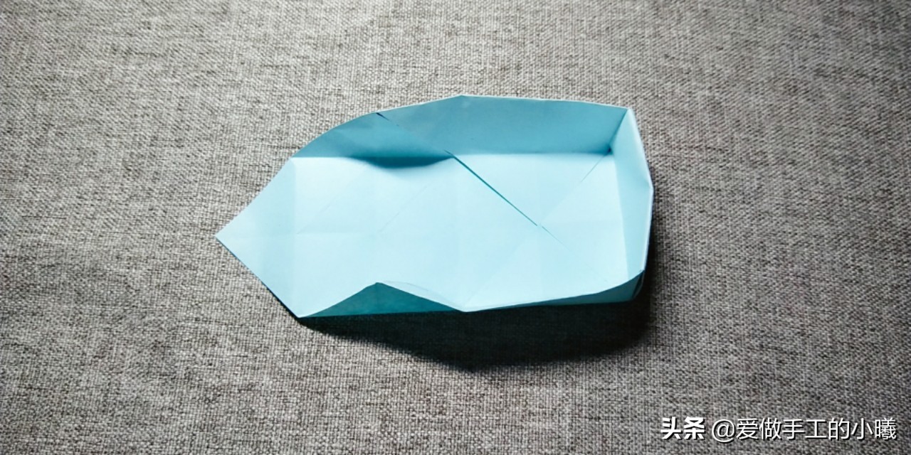 稻草鱼姐姐手工爱心收纳盒,爱心形的收纳盒带折叠盖子