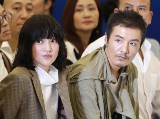 周迅和高圣远的吻戏,周迅和高圣远甜蜜拥抱写真图片