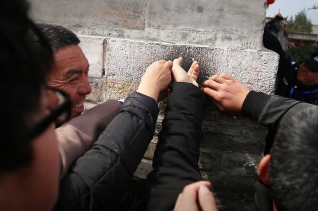 世上最脏的石头是哪个,全球最脏石头排行榜