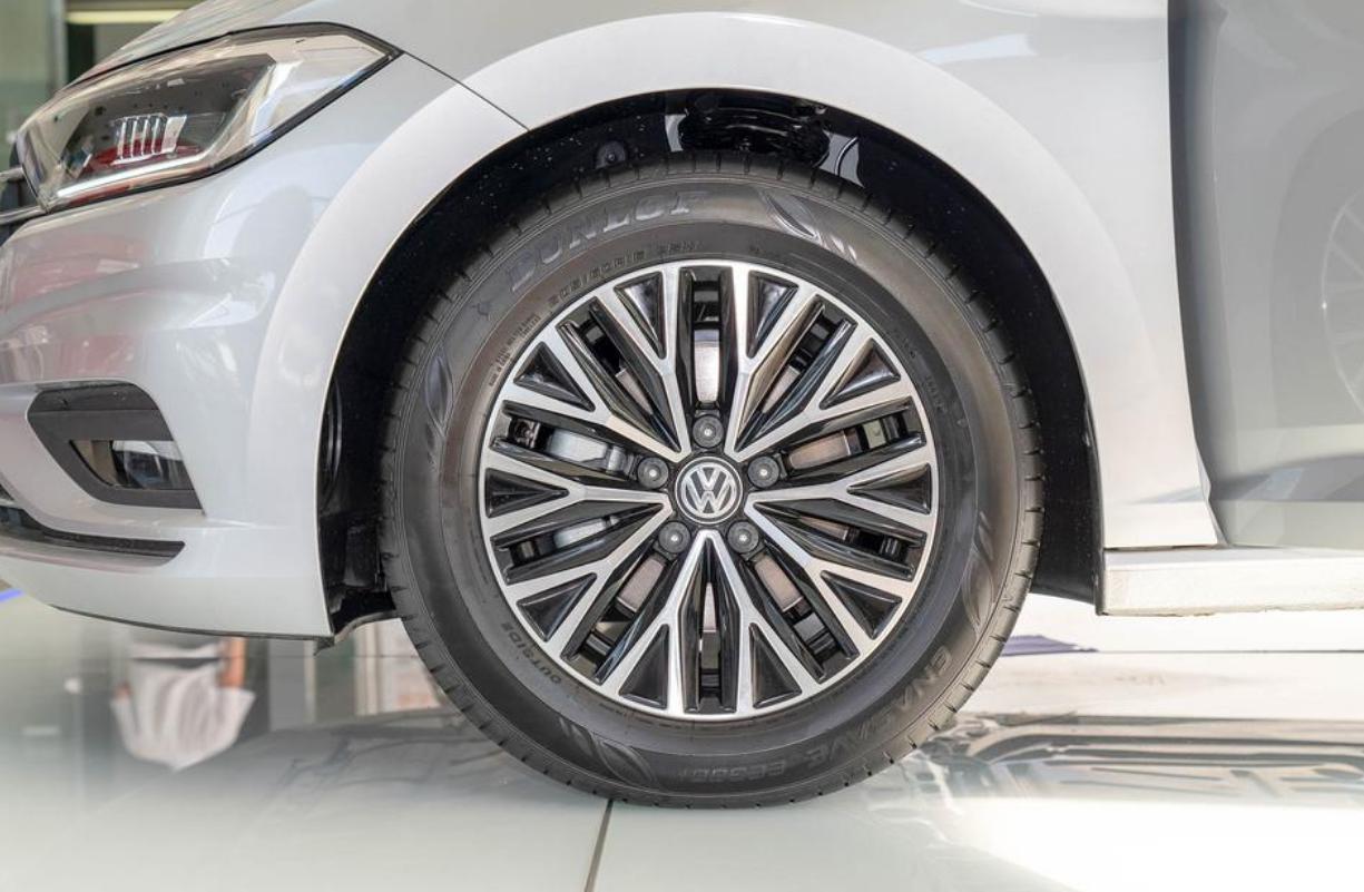 全新一代速腾1.4t舒适版落地价,全新速腾1.4t舒适落地价