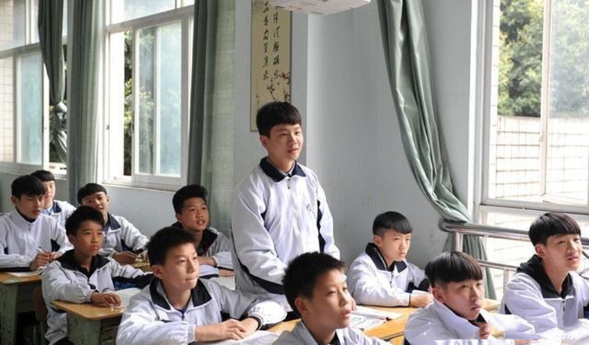 2003年杨博为什么偷试卷,杨博盗取高考试卷