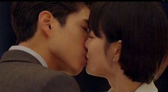 宋慧乔朴宝剑男朋友剧情超甜蜜,朴宝剑宋慧乔接吻几集