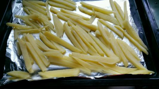 自己在家怎么做薯条空气炸锅版,自己在家怎么做薯条简单做法