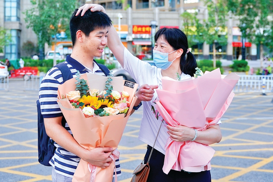 高考平安顺利的视频,高考安全健康平稳有序