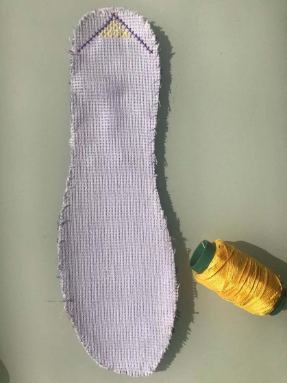 简单手工鞋垫纯手工,纯手工鞋垫制作全过程