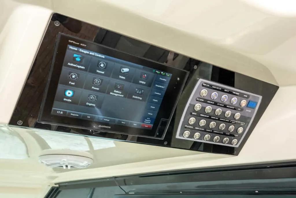 最高航速50节游艇,最高航速70节的空泡艇