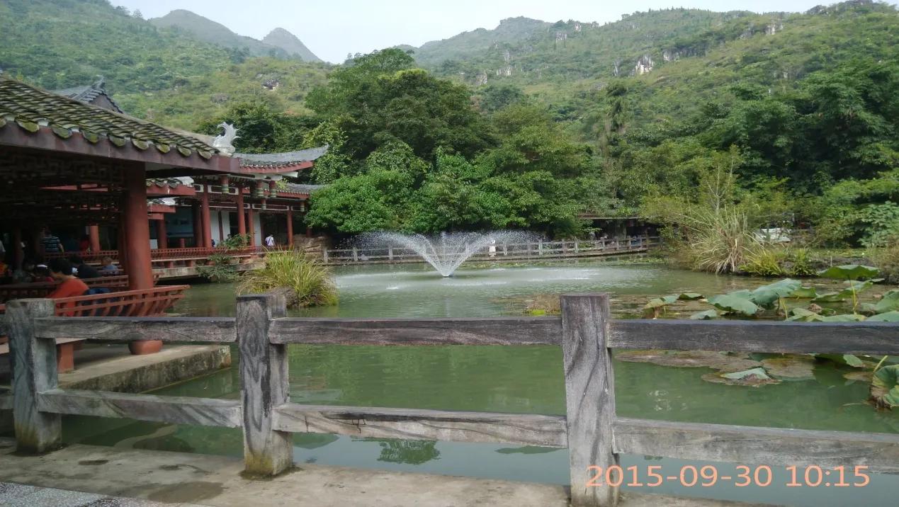 黄果树荔波小七孔苗寨镇远两日游,千户苗寨梵净山黄果树三日游