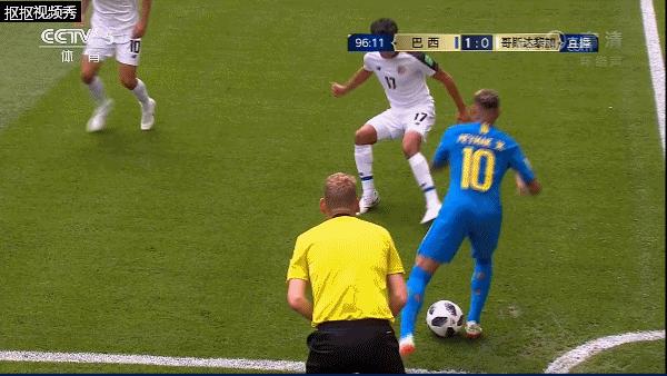 内马尔被恶意犯规合集,内马尔禁区秀极限操作