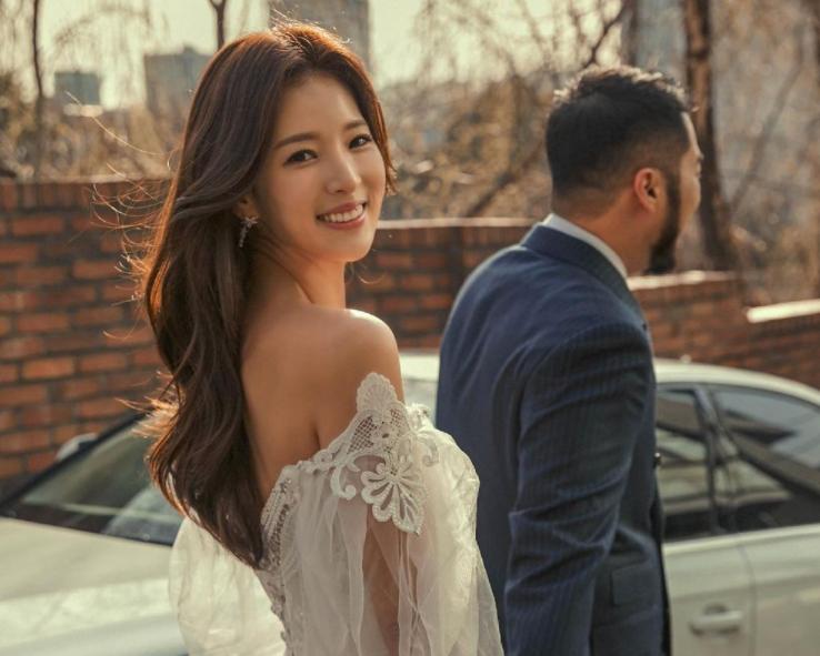 结婚30周年的高颜值夫妇,明星中年高颜值夫妻