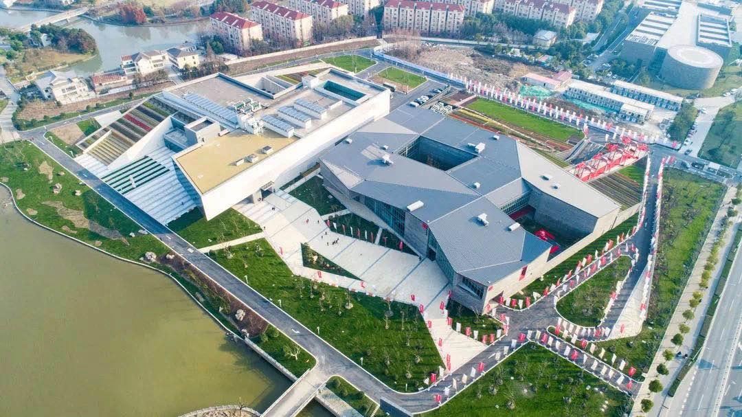 全上海升学最有福气的人，怕就是闵行这条街的居民了吧？