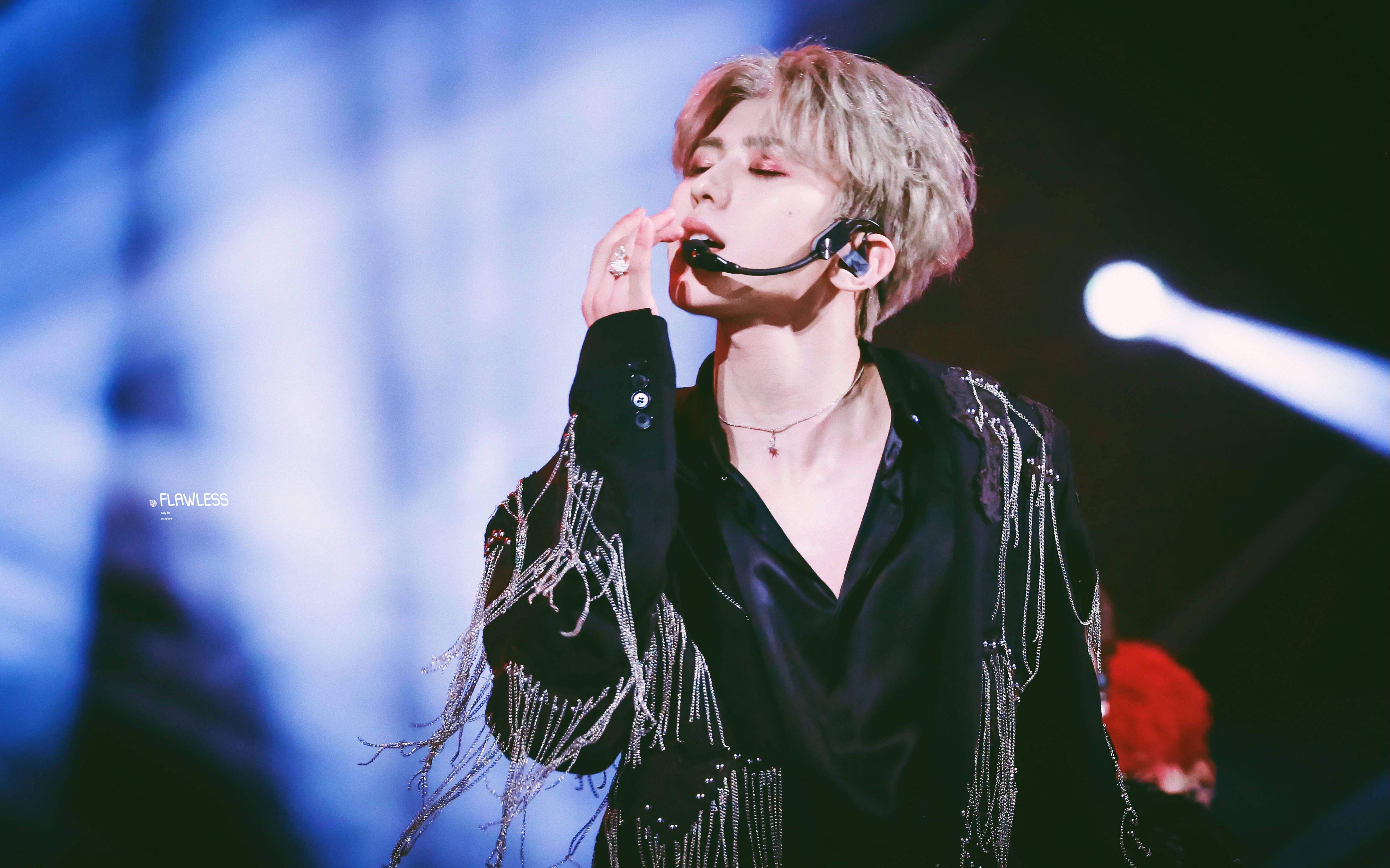 蔡徐坤新歌“难听”,吴亦凡粉丝刷榜丢脸到国外会再重演吗?