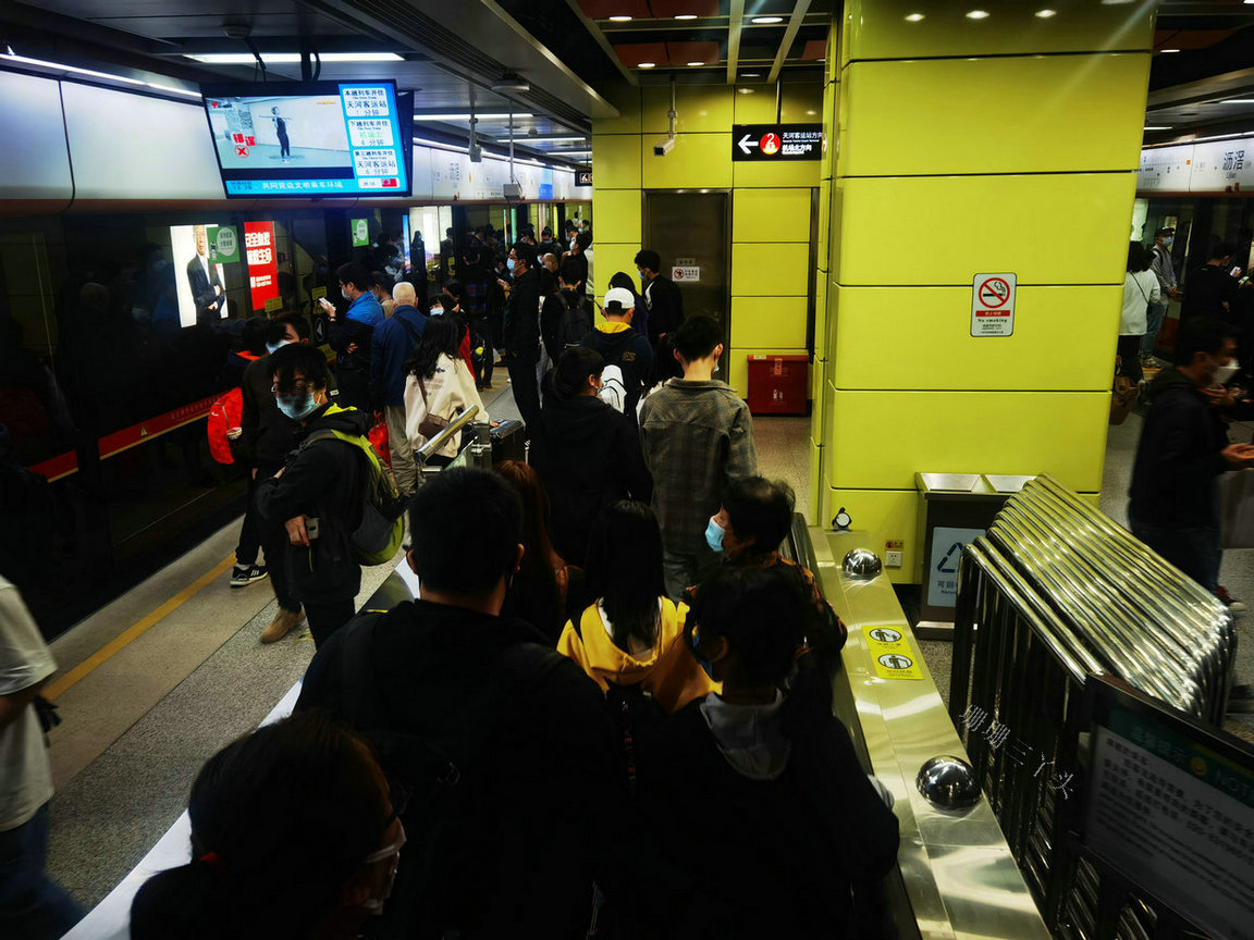 实拍广州6个地铁站,在“就地过年”的倡议下,坐车的寥寥无几?