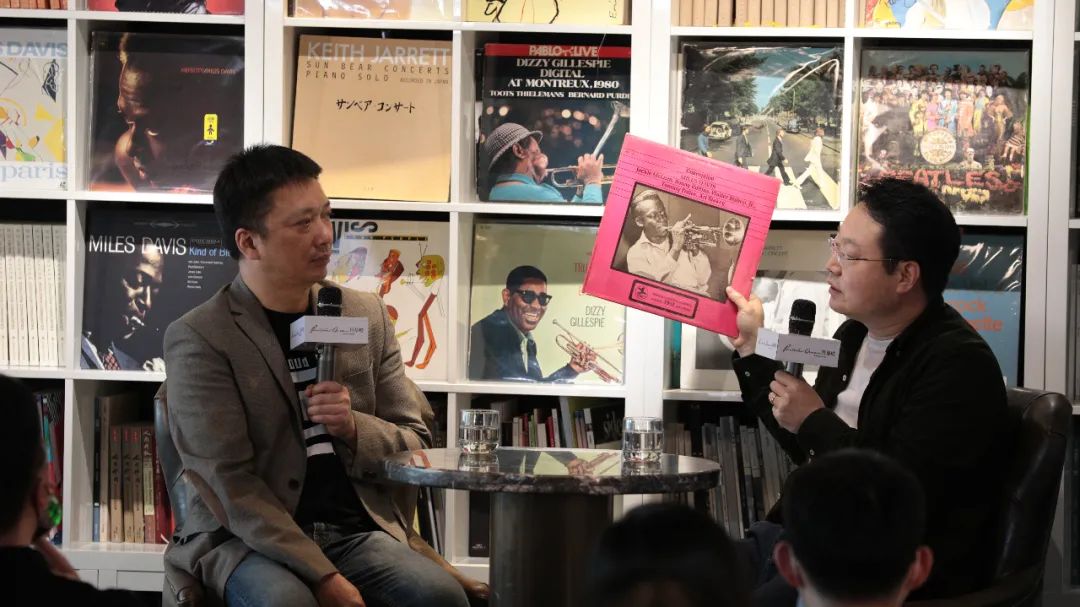 DJ张有待：电台不会消失，黑胶唱片也一样不会消失