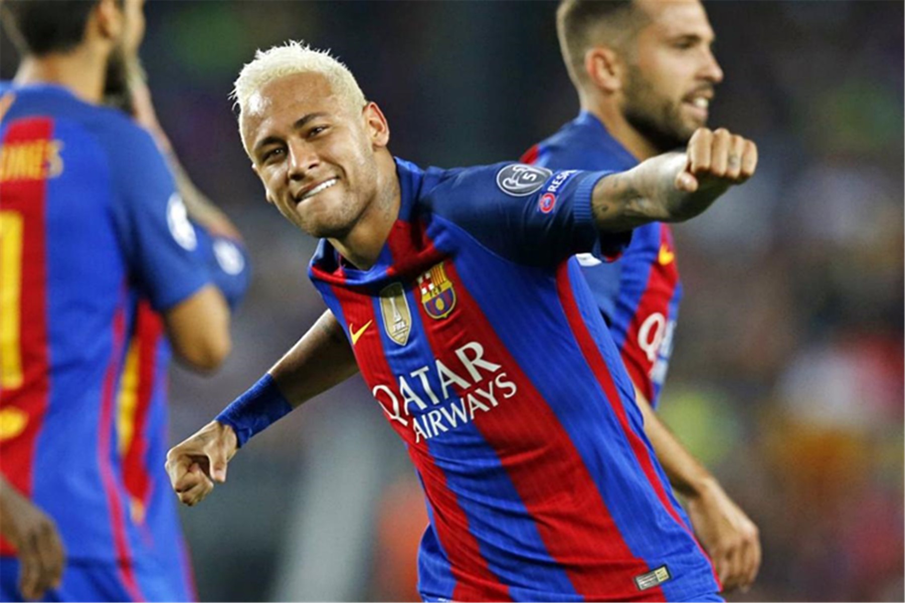 苏牙离开巴萨内马尔的反应,巴萨先签苏牙还是内马尔