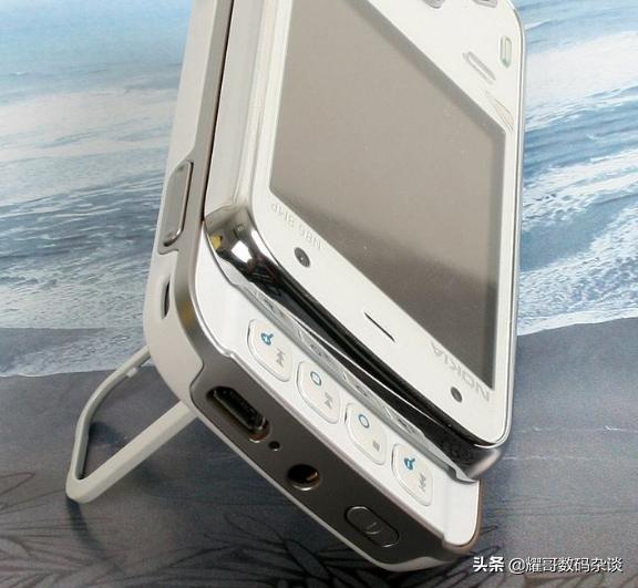 诺基亚3000,06年3000左右的诺基亚手机