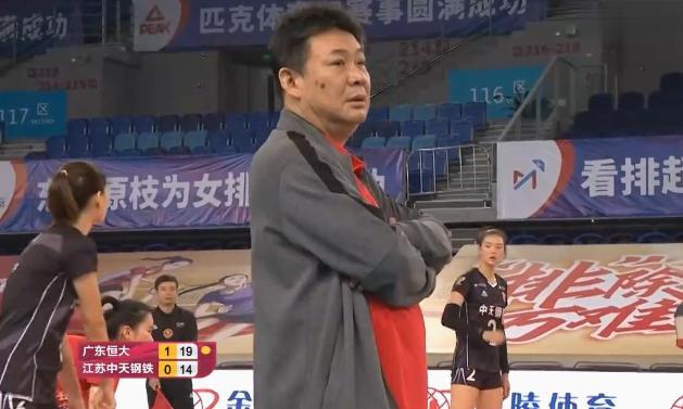 天津女排蔡斌完整版,中国女排换帅王宝泉接替蔡斌