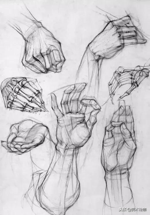 有了画画本和彩色笔还要用什么,有了这些临摹资料你还需要买书吗