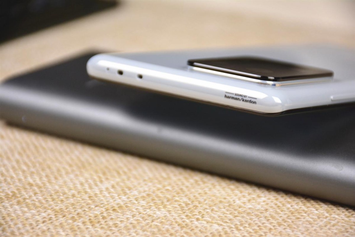 小米11pro和小米mix4散热哪个好,小米mix4充电发热42度