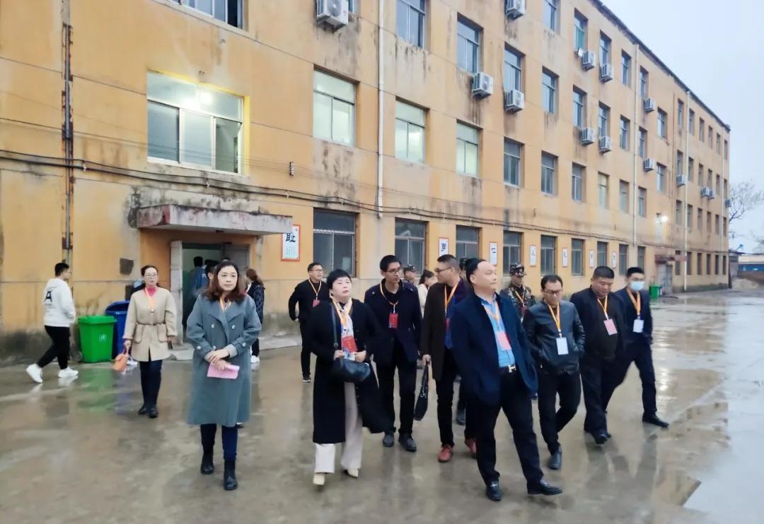 北方电子科技学校组织骨干教师赴山西临汾新博学职业学校观摩学习