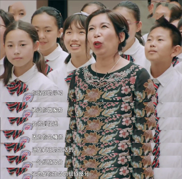 狠心妈妈强迫儿子学习,狠心妈妈一味逼着孩子学习