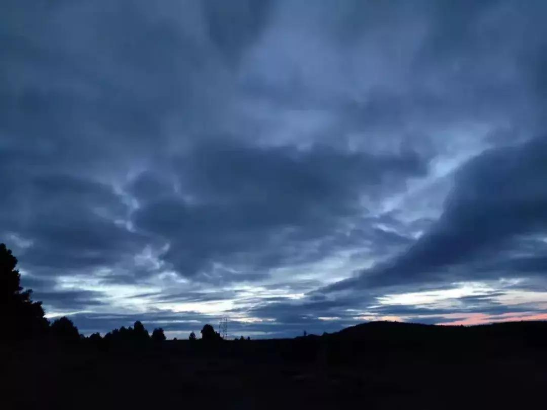 原创散文|赵泽伦​：一路向西，请给邓川一支画笔