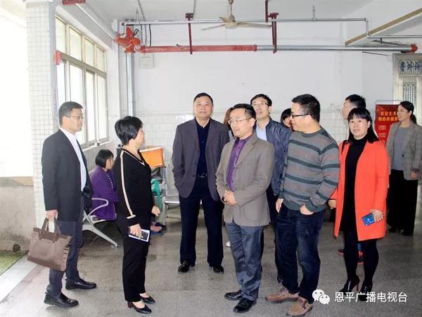 省级专家到家门口扶贫义诊,医疗专家下基层医院对口帮扶