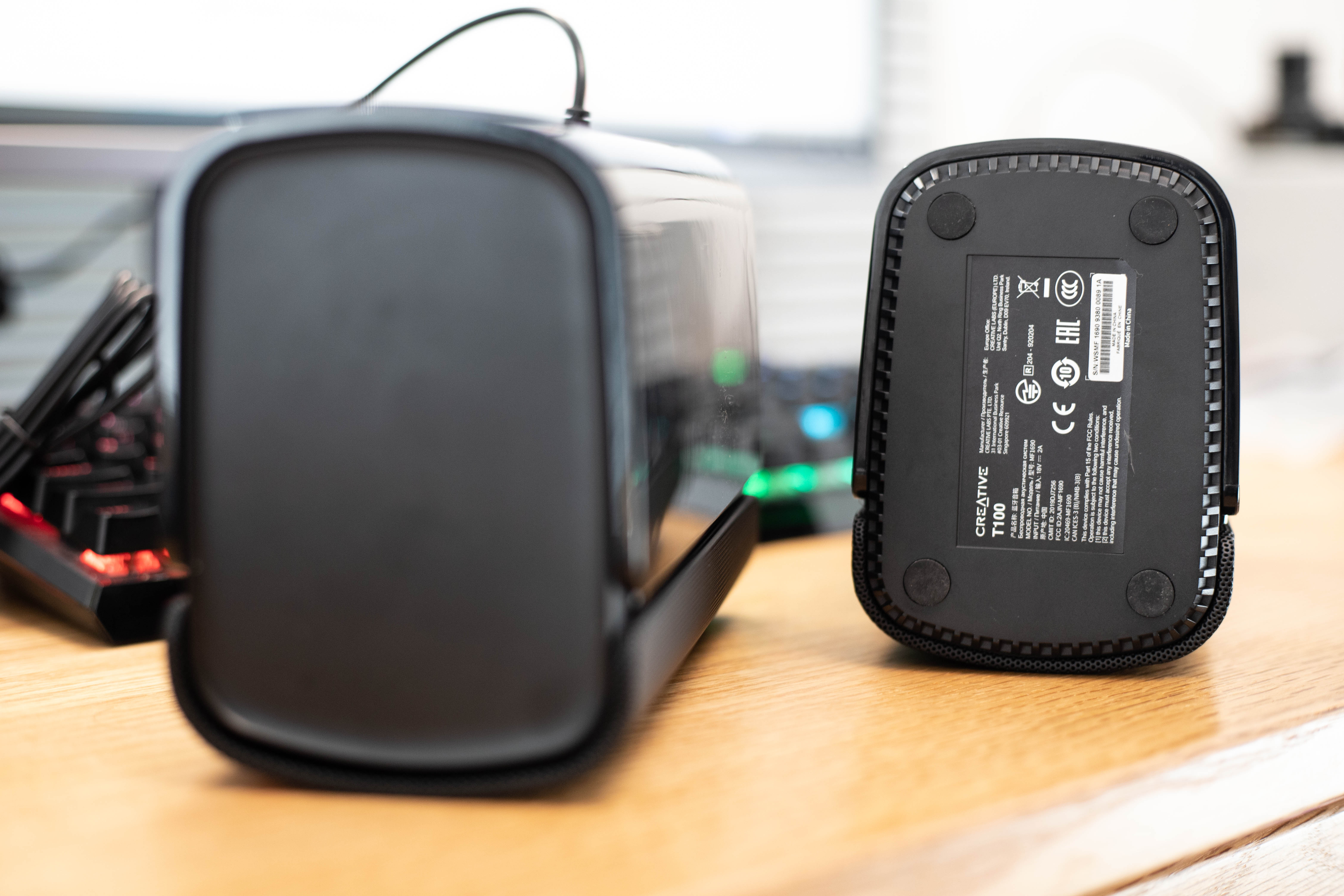 创新T100音箱,创新音箱t20和t100