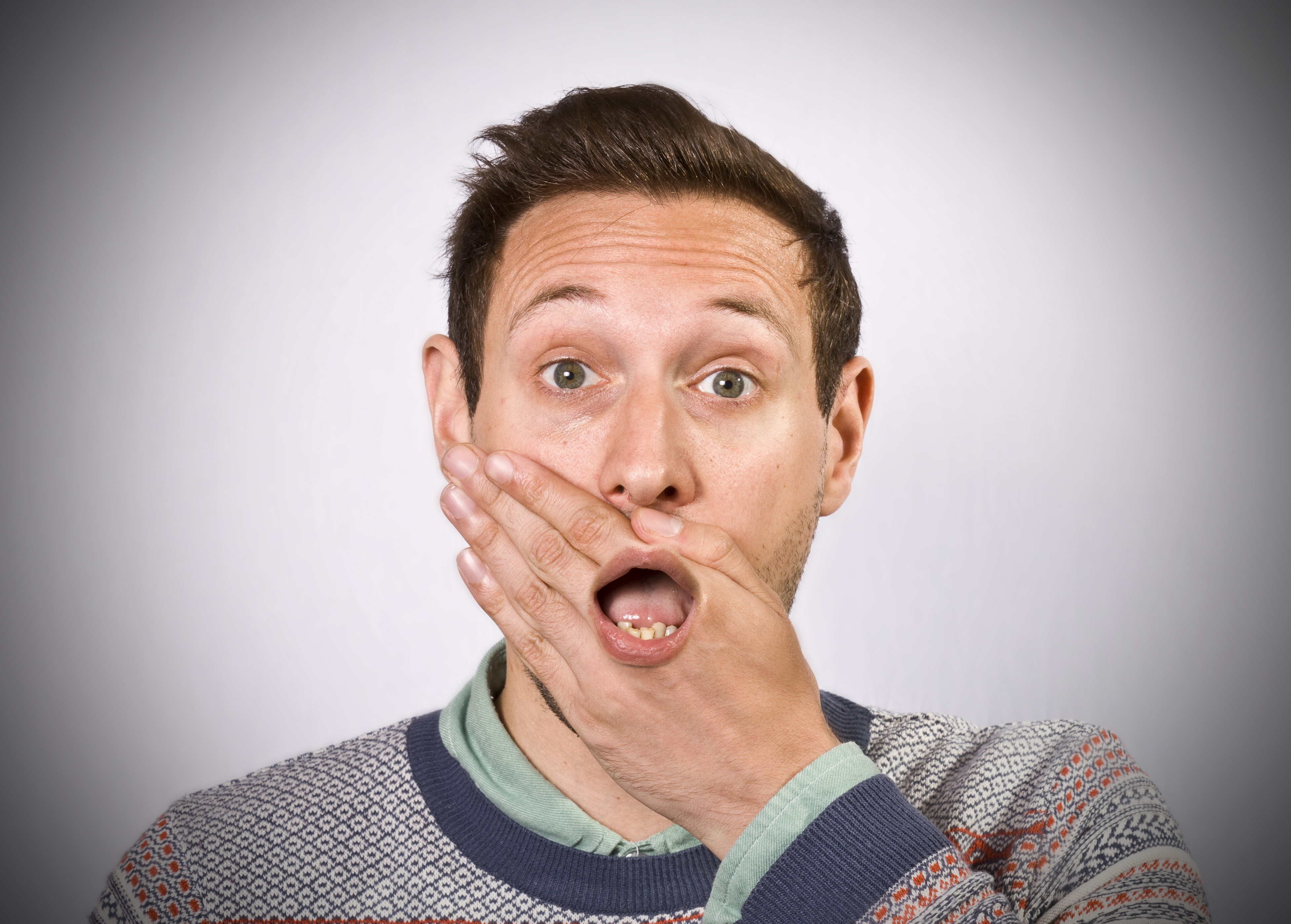 为什么有人吃了菠萝会中毒,为什么有的人吃菠萝会胃疼