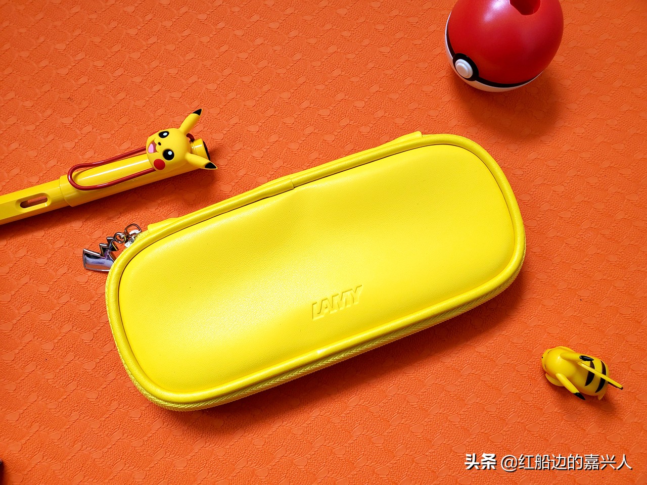 皮卡丘凌美联名款钢笔怎么装,宝可梦凌美钢笔