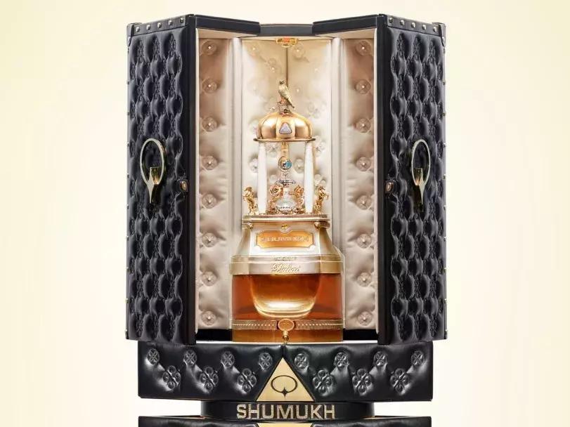 一瓶香水900万？把房子喷在身上是什么操作？