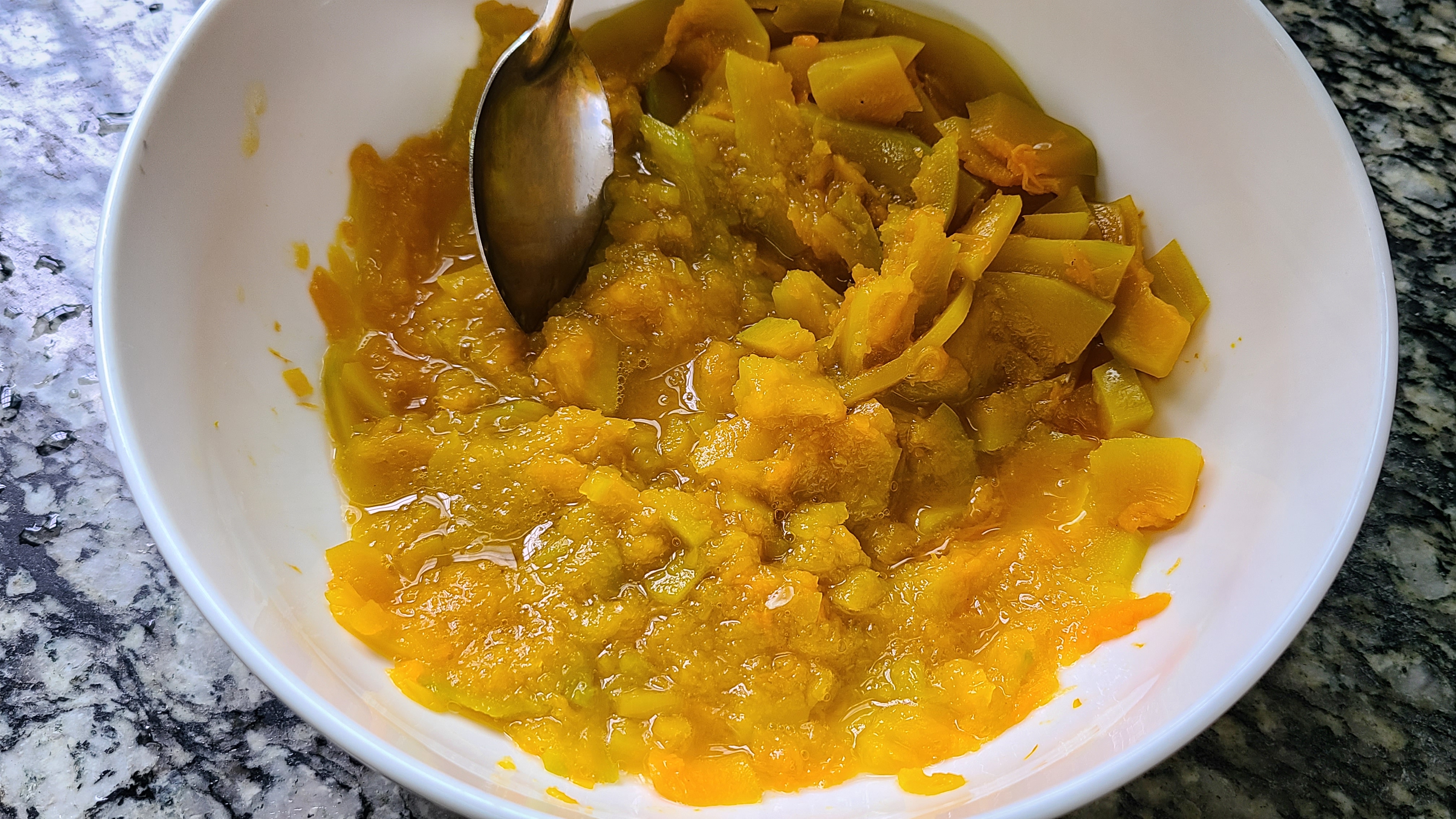 冬天广东正宗粤式糖水,广东秋冬糖水怎么做