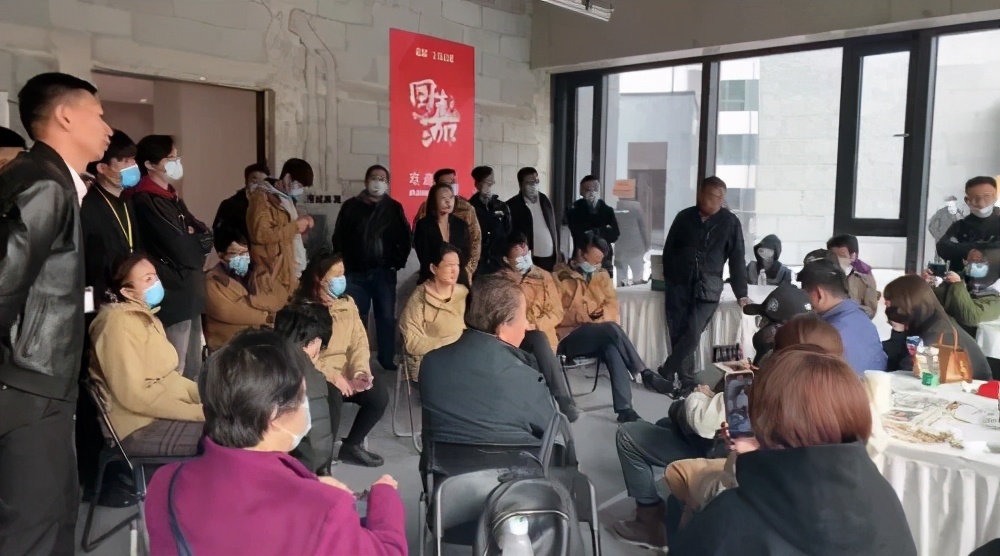 验房飘窗变落地窗维权电话,交房后整改维权