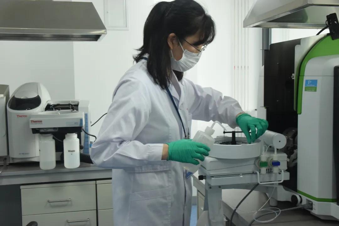 国家公布屈臣氏有害化妆品名单,屈臣氏里的化妆品是正品吗安全吗