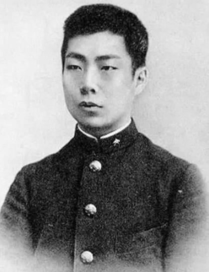 清朝人留辫子是因为秃顶吗,清朝强制留辫子