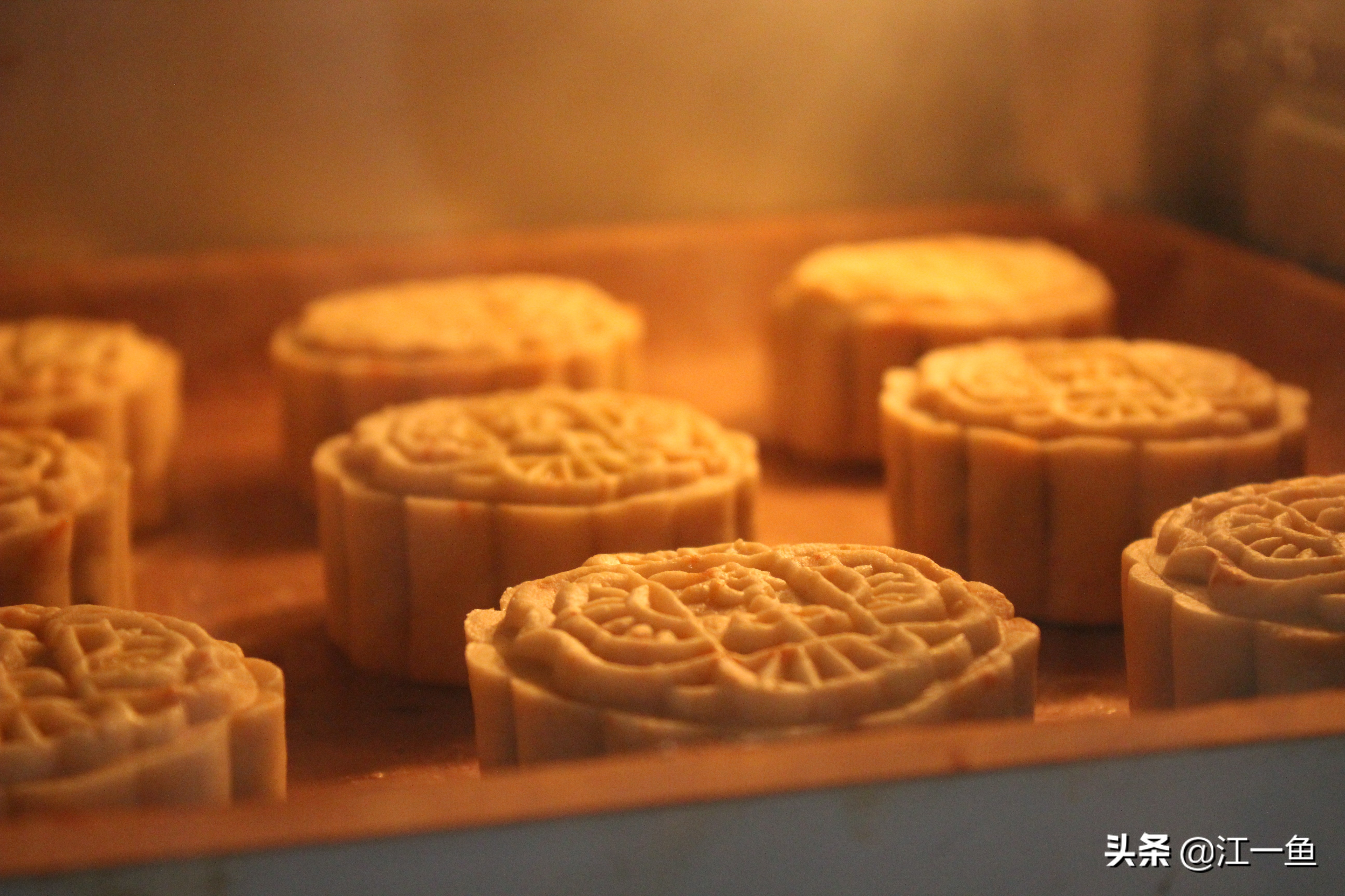传统香酥脆皮五仁月饼的制作,正宗广式五仁月饼馅料配方和制作