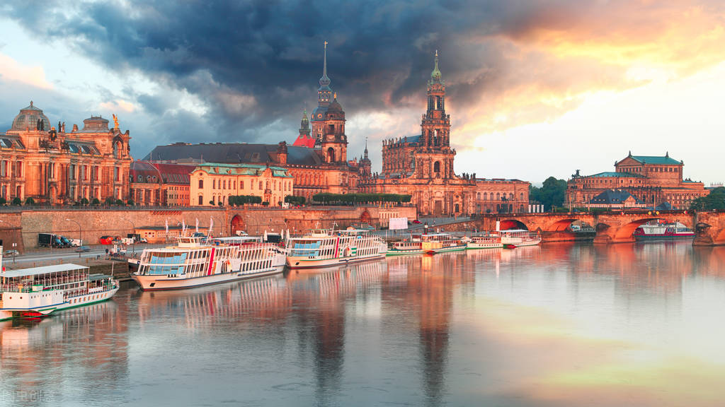 dhl快递运费预估,dhl快递到美国收费明细