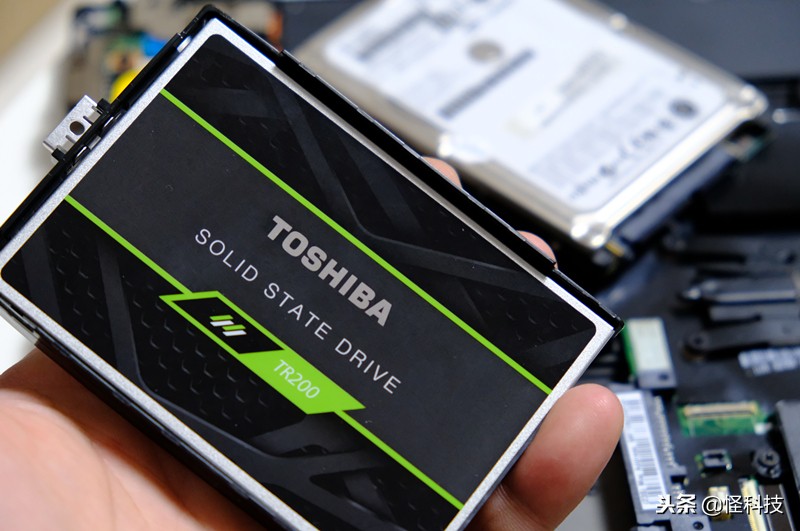 500元升级电脑配置,东芝tr200240g固态硬盘