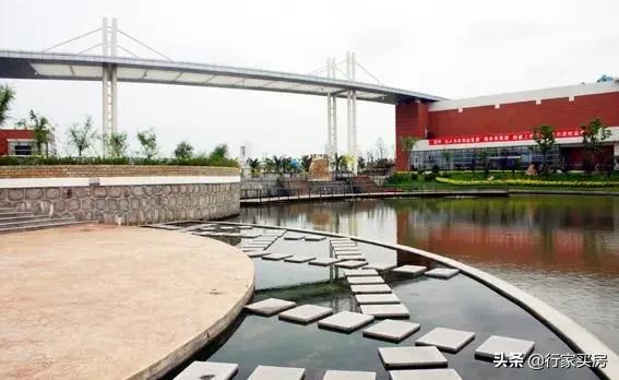 一年出了28名复交生的奉贤中学,能把奉贤教育带入全上海吗?