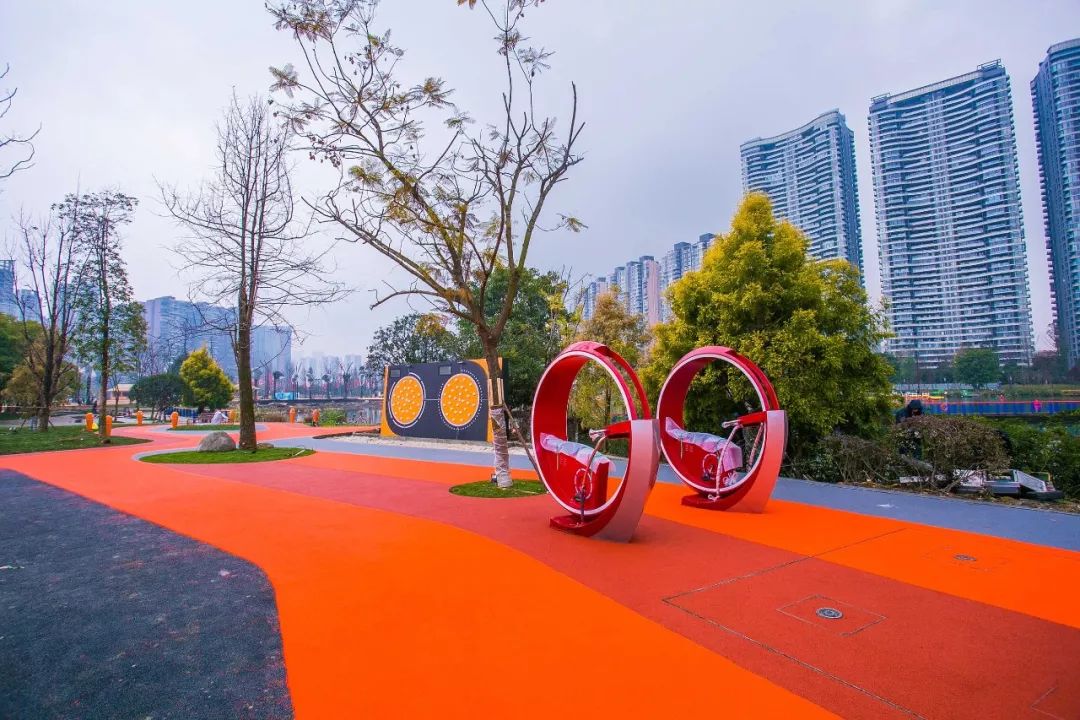 成都城市绿道,成都被山包围