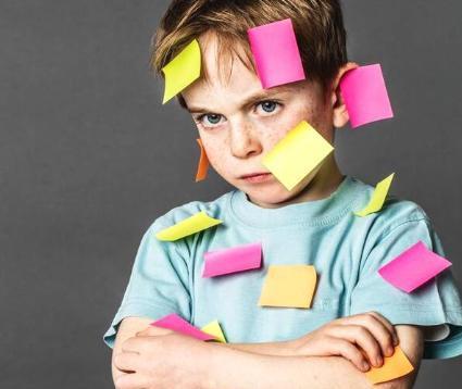 如何教3岁小孩不拿别人东西,三岁宝宝喜欢拿别人家东西怎么办