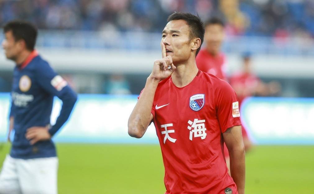 足球最强阵容11人韦世豪,中国最强11人韦世豪