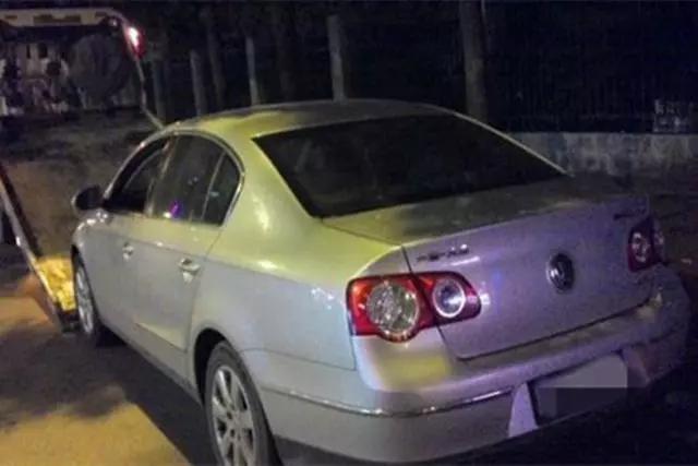 大众迈腾发动机漏油维修费用,迈腾发动机漏油维修视频