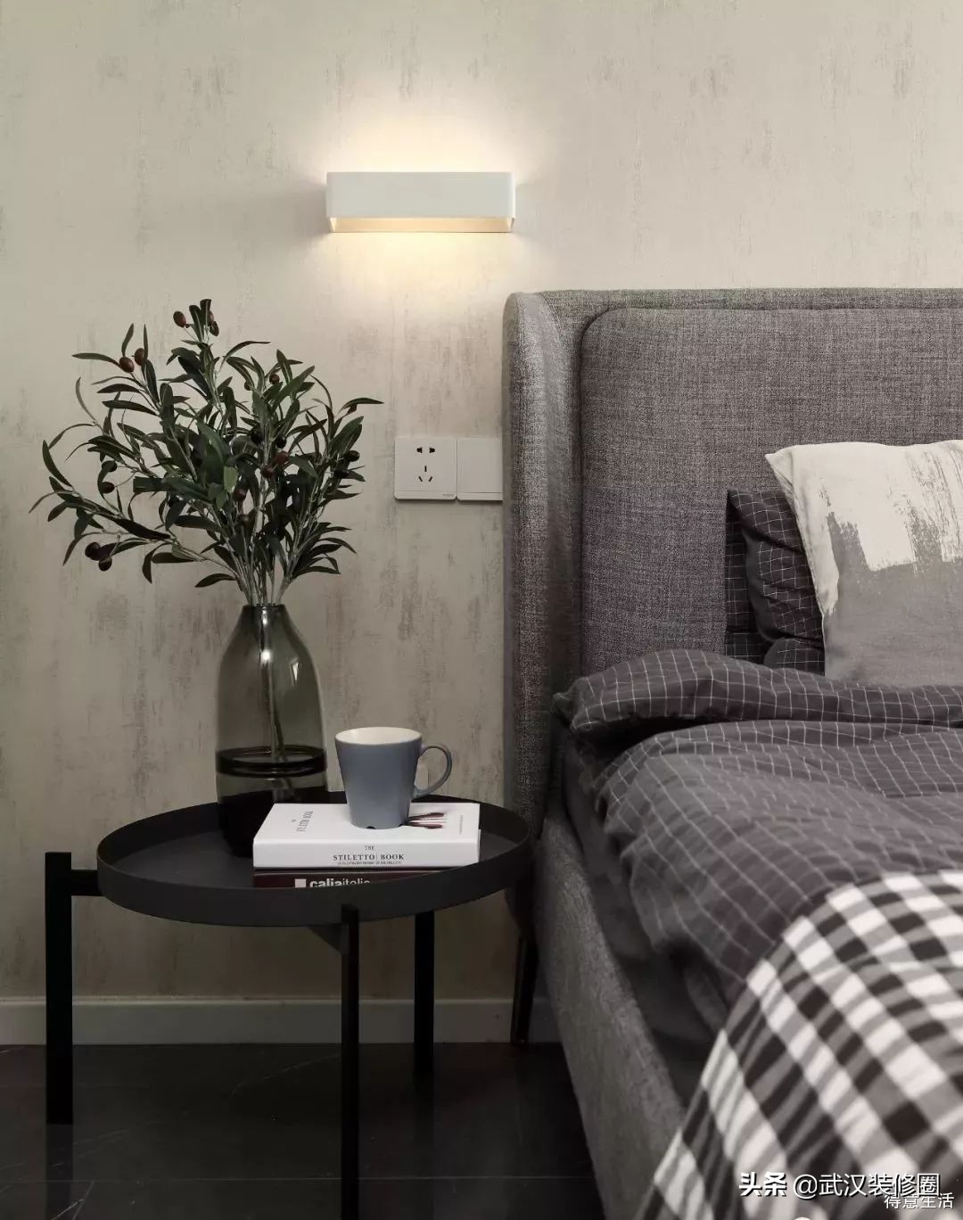 卧室太小放不下写字台,卧室太小放不下衣柜试试这样做