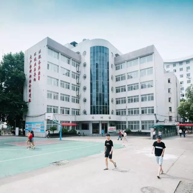 湖北交通职业技术学院，一所就业率高达98%的大学