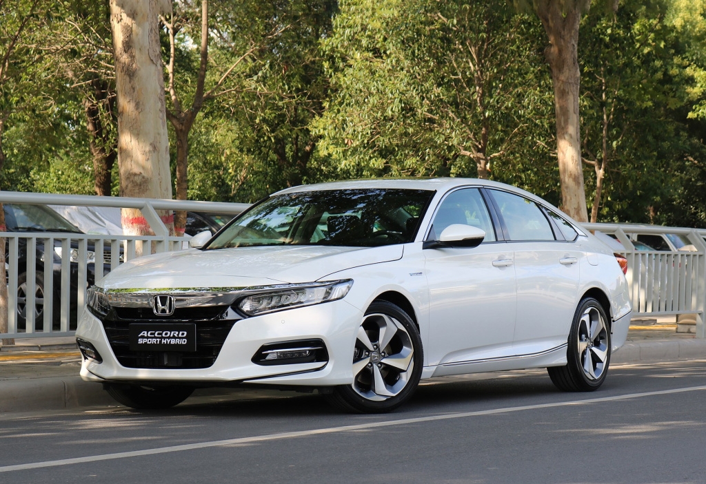 全新本田雅阁有哪些缺点,本田雅阁最新款车主真实感受